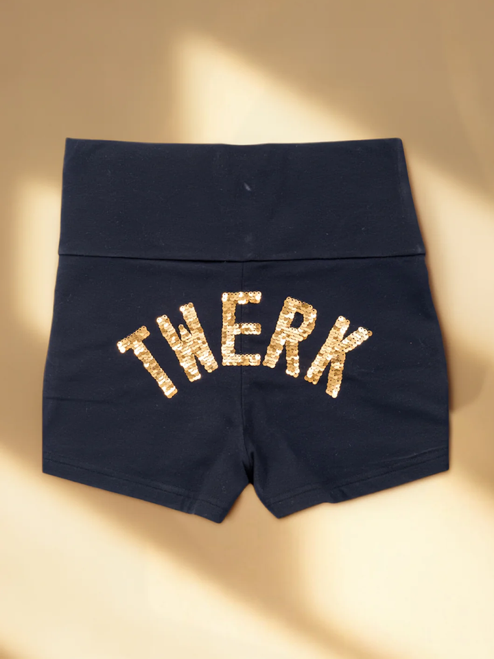 COZY -shortsit, twerk